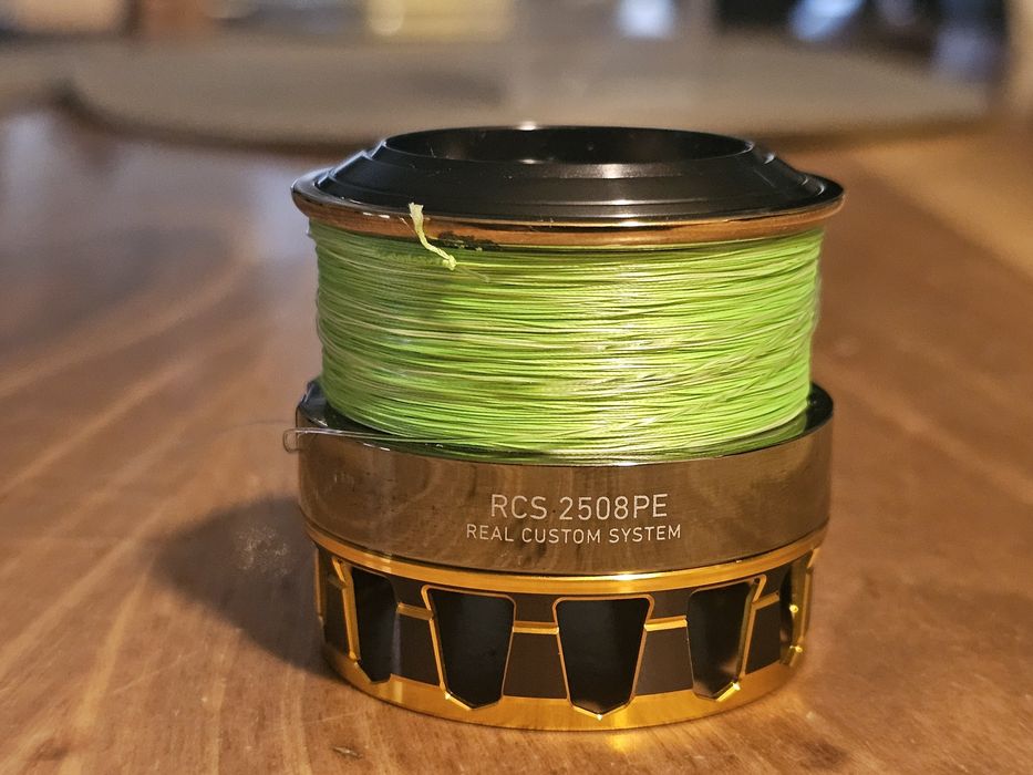 Шпула за макари Daiwa RCS 2508PE, произведена от SLP WORKS, цвят Gold