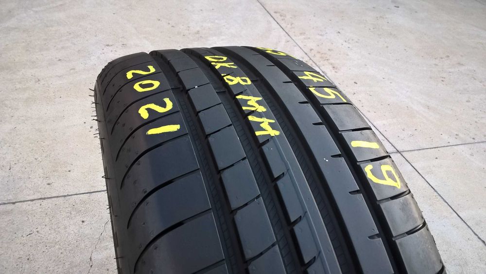 O anvelopa vara 235 45 19 goodyear F1 asymmetric 3 cu 8 mm 2021