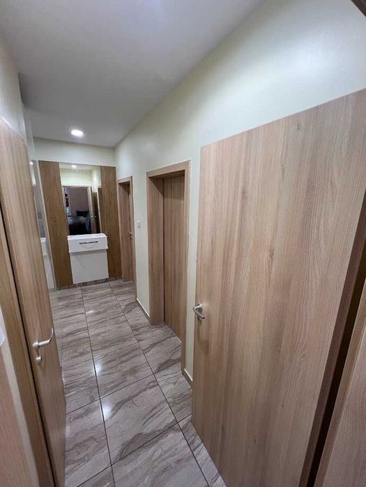 Тристаен апартамент под наем София, Връбница 2
