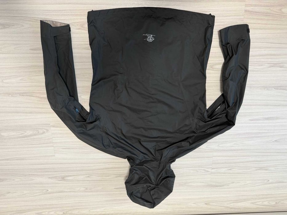 Bergans 1386 Super Lett Black''оригинално мъжко яке Л размер