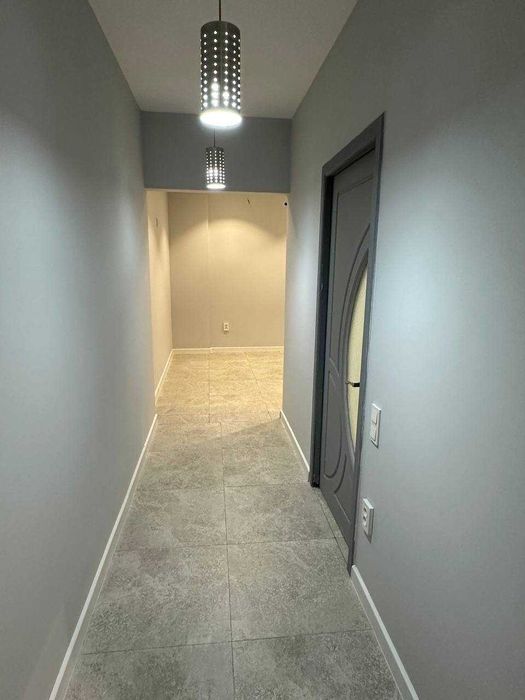 Сдаётся нежелое помешенья под офыс на 9-квартал