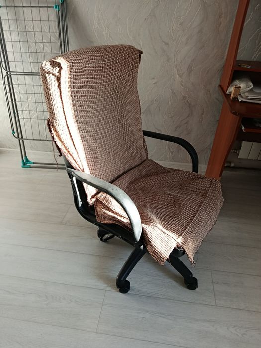 Стол компьютерный с креслом