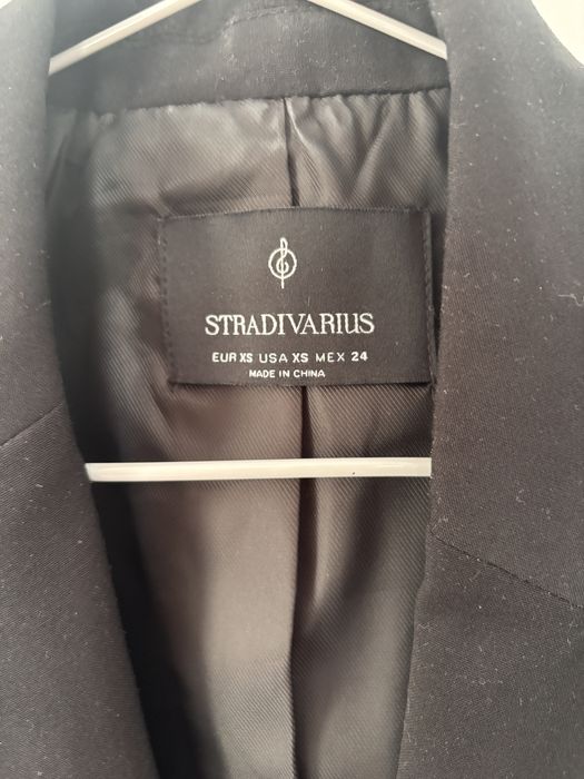 Укороченный пиджак Stradivarius