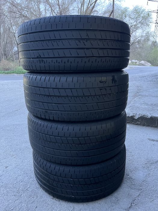 Летние Шины235/45/18