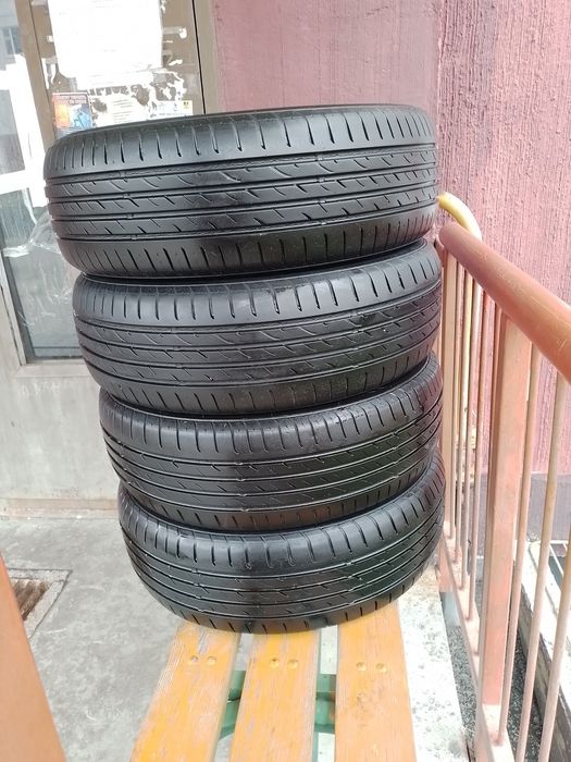 Продам б/у резину R15