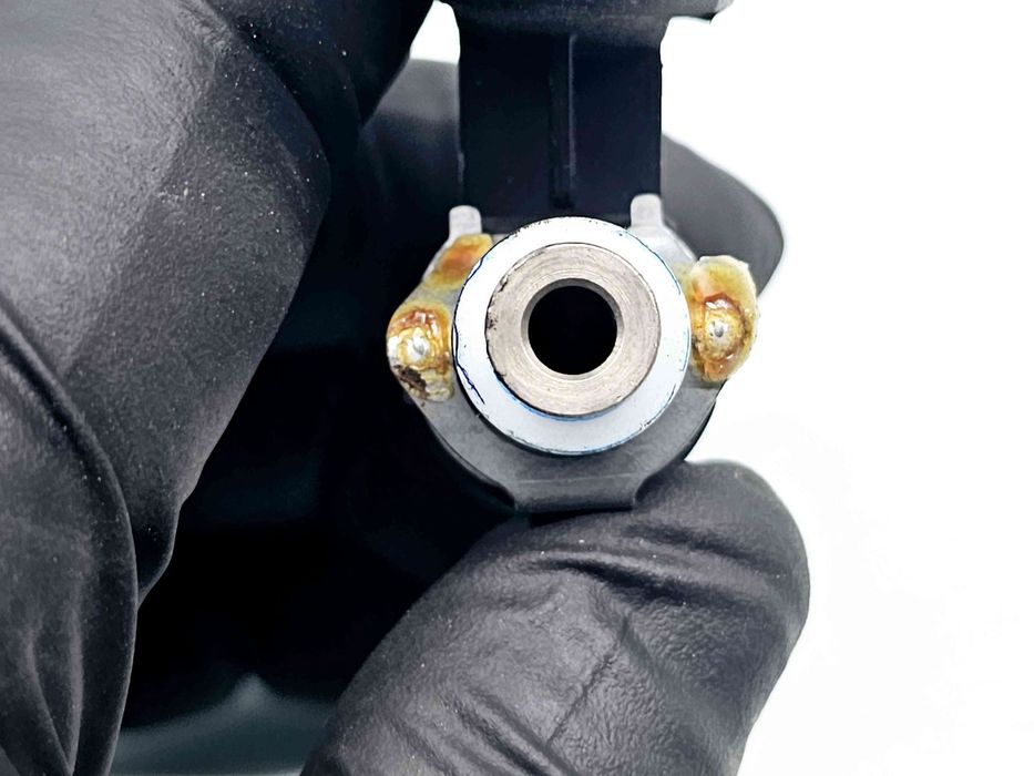 Injector Volkswagen Touran (1T1, 1T2) [Fabr 2003-2010] 03C906036F 1.4