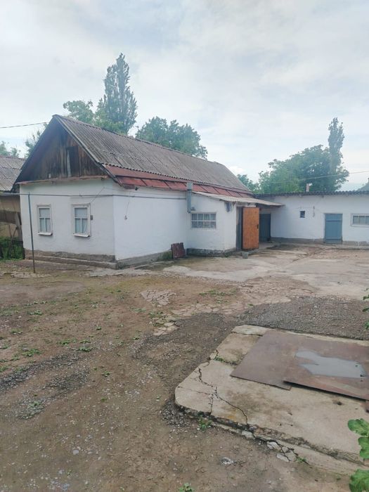 Үй сатылады, саудасы бар!