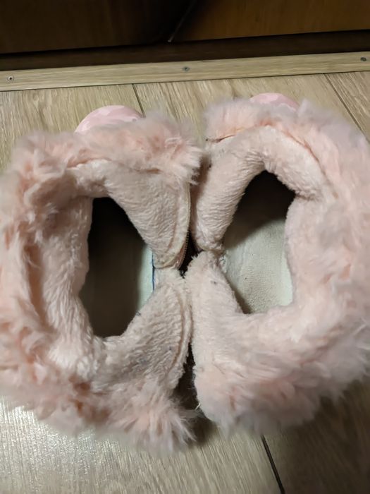 Продам детские сапожки демисезонные