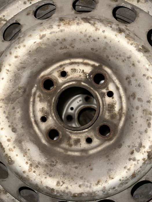 Продам диски на BMW E30 оригинал до конца недели