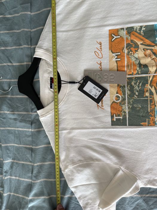 Tommy Jeans tricou unisex alb model beach club marimea L nou