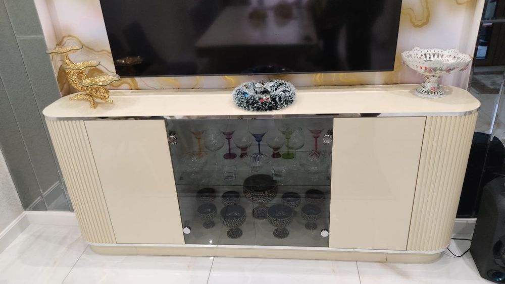 Комоды и тв тумбы.