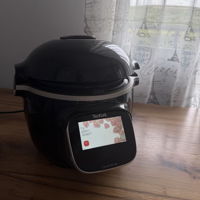 Multicooker inteligent cu gatire sub presiune Tefal Cook4me Touch CY912831, 1600W, capacitate vas antiaderent 6L, 13 programe,Wi-Fi, ecran tactil LCD,
