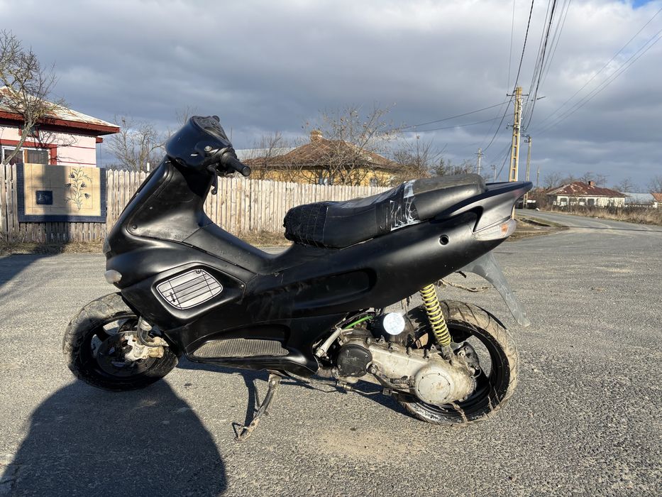 Gilera runner 49cc racire apa, carte originala!