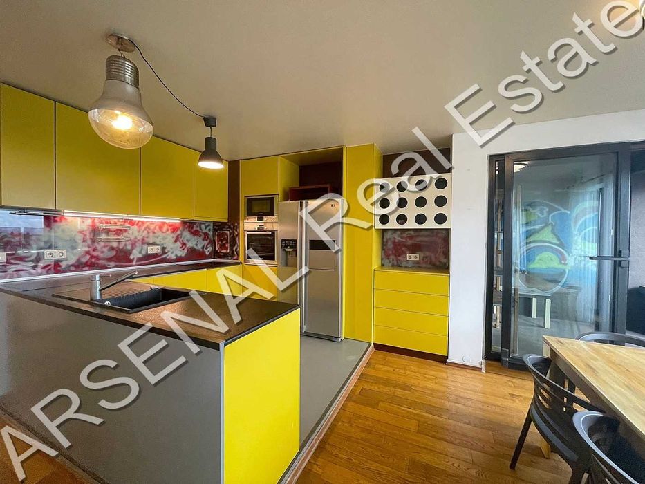 Дава се под наем Многостаен апартамент в София, Лозенец - 160 кв.м за 1150 € - Снимка #2