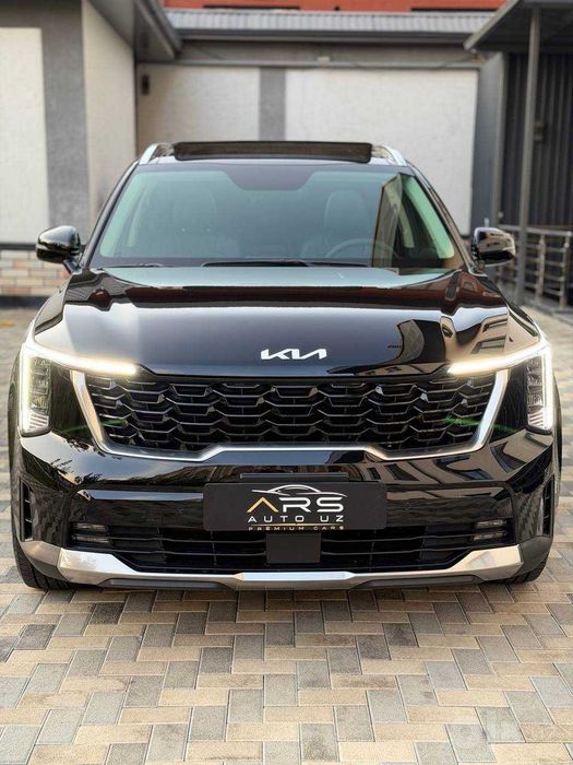 Kia Соренто Comfort Plus 2.5 AT AWD 7 местный 2024г 26 тыс км!