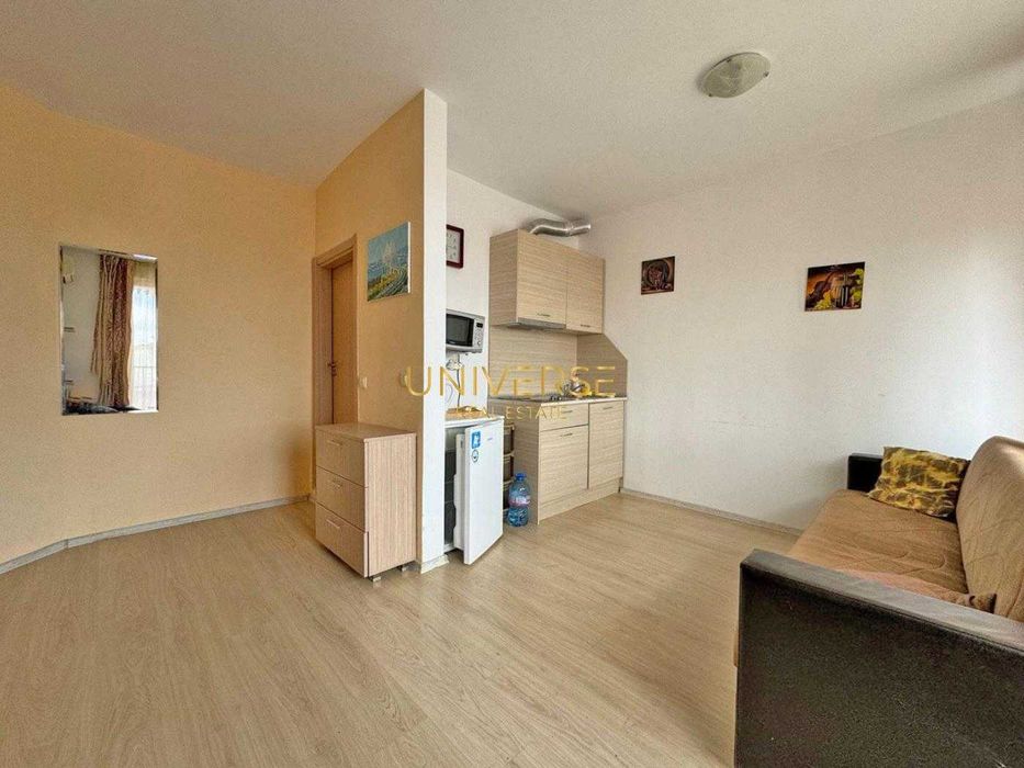 Продава се Двустаен апартамент в к.к. Слънчев бряг - 54 кв.м за 1065 €/кв.м - Снимка #2