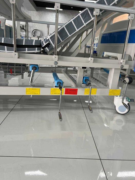 Многофункциональная медицинская кровать с горшком для домашнего ухода