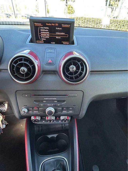 AUDI A1 2012 — imagine 13