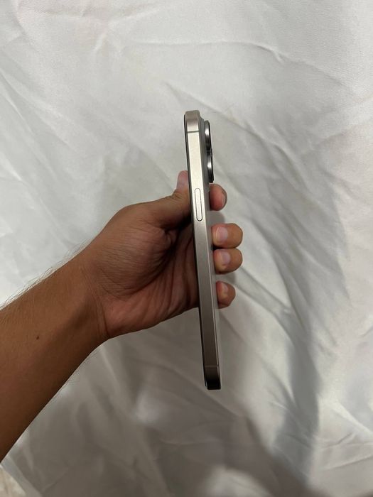 Iphone 15 pro max 256 ideal