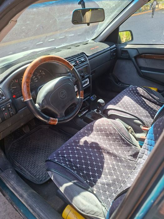 Продам Opel Vektra 1 хозяйн