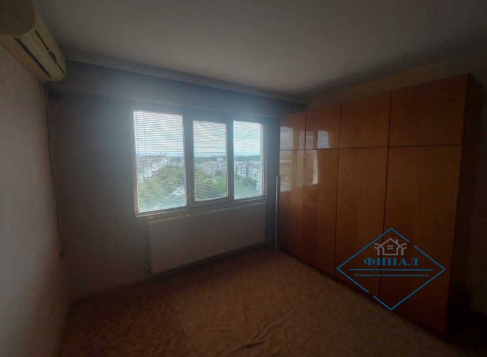 Продава се Двустаен апартамент в Шумен, Тракия - 63 кв.м за 1053 €/кв.м - Снимка #5