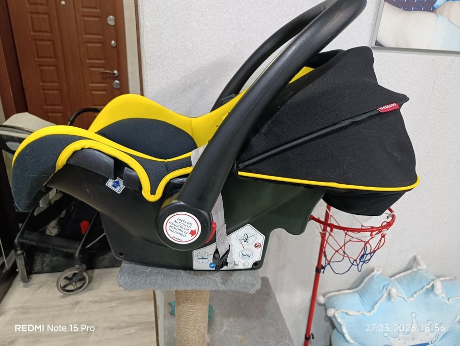 Продам детскую коляску