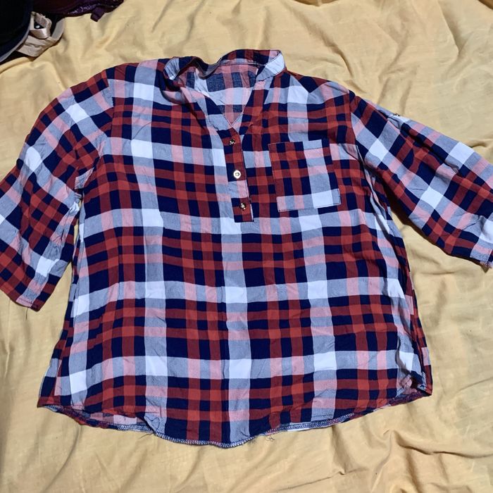 Дамска Карирана Риза