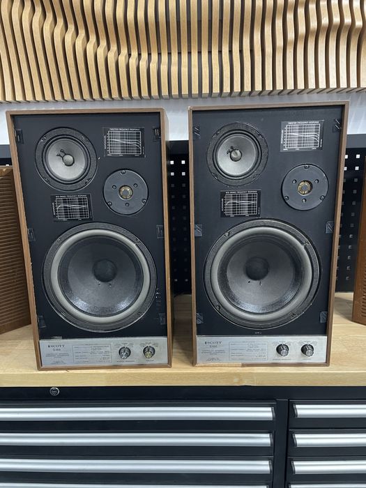 Vand / schimb boxe vintage scott s186