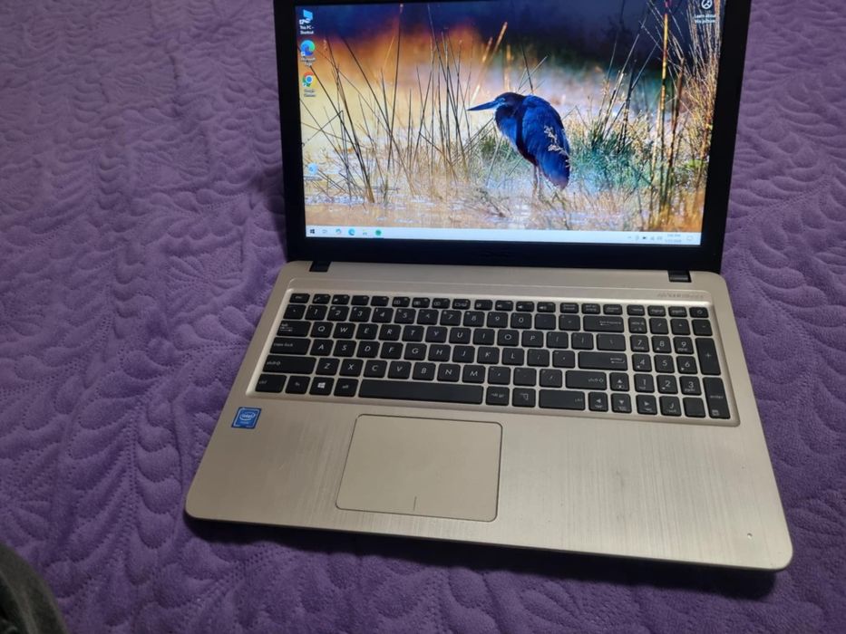 Laptop Asus x540 M