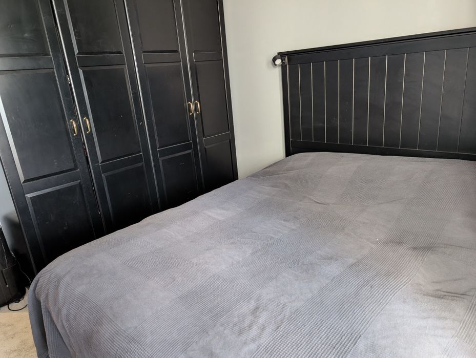 Обзавеждане за спалня ИКЕА легло с матрак и гардероб