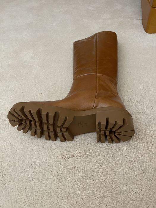 Новые сапоги Zara