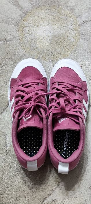 Vând pantofi sport ( adidași) Adidas Nr. 39 1/3