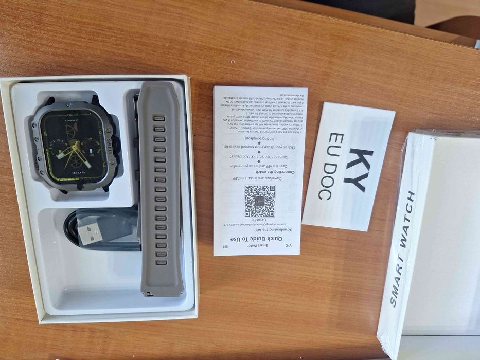 НОВ Спортен Смарт Часовник с 5.11cm дисплей ,  smart watch