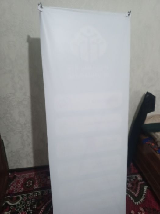 Pauk uchun stoyka, Banner uchun stoyka