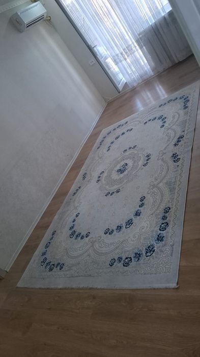 Продается ковёр и дорожка