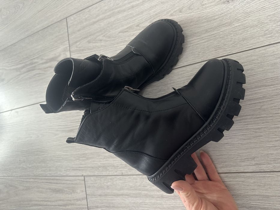 Ботинки для девочки