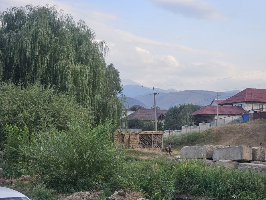 Продаётся участок с.Райымбек!