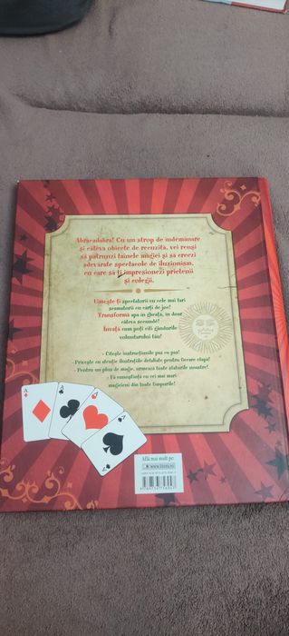 Cartea Micului  MAGICIAN