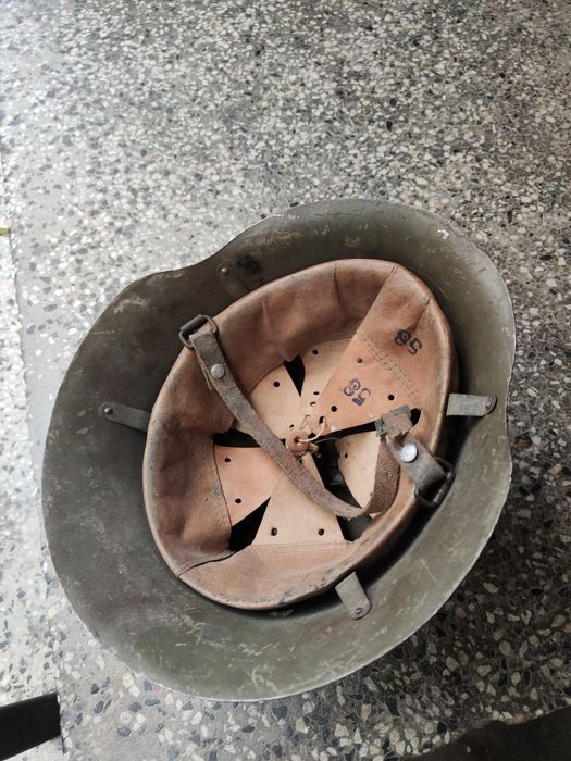 Стара военна каска