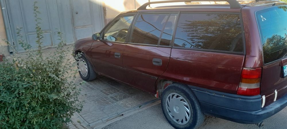 Опель астра универсал