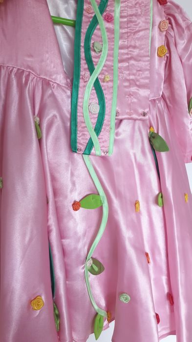 Rochii printesa lucrate manual unicat pt 2 ani. Pt 3 ani haine copii