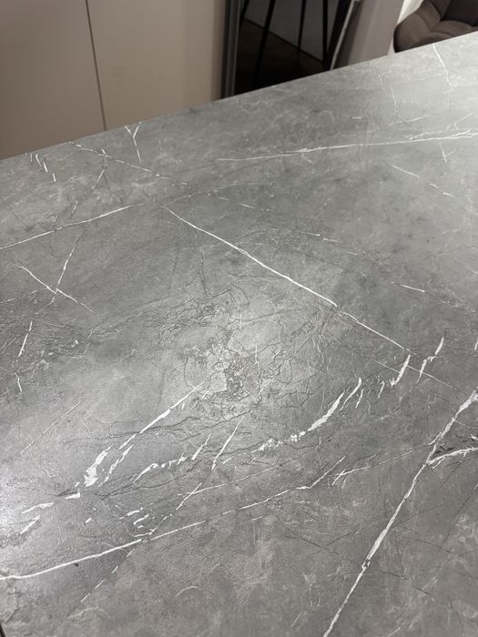 Продам Обеденный стол