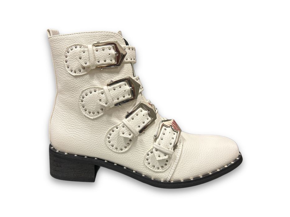 Дамски боти в черно и бяло с катарами