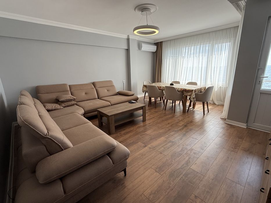 Дава се под наем Четиристаен апартамент в Бургас, Акациите - 130 кв.м за 765 € - Снимка #7