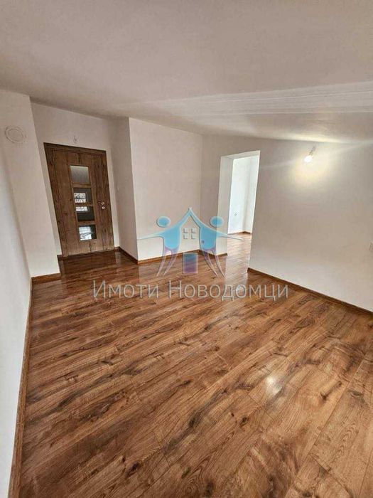 Продава се Двустаен апартамент в Шумен, Пазара - 44 кв.м за 1797 €/кв.м - Снимка #4