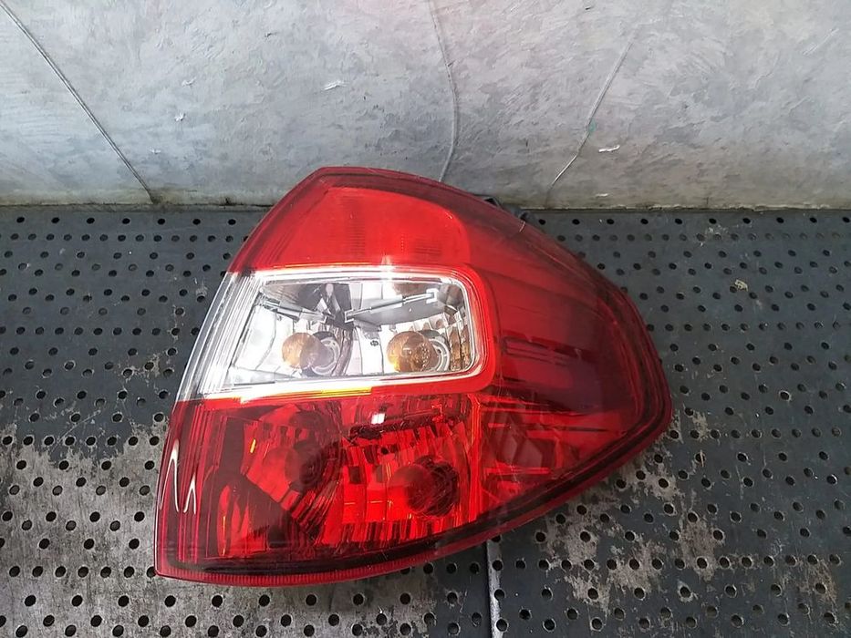 Stop tripla lampa dreapta aripa renault koleos 1 hy 26550jy00