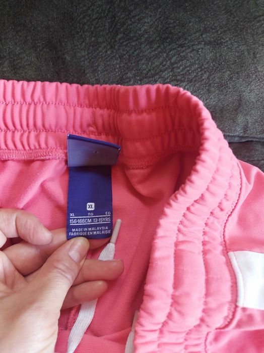 Дамски дънки на ZARA