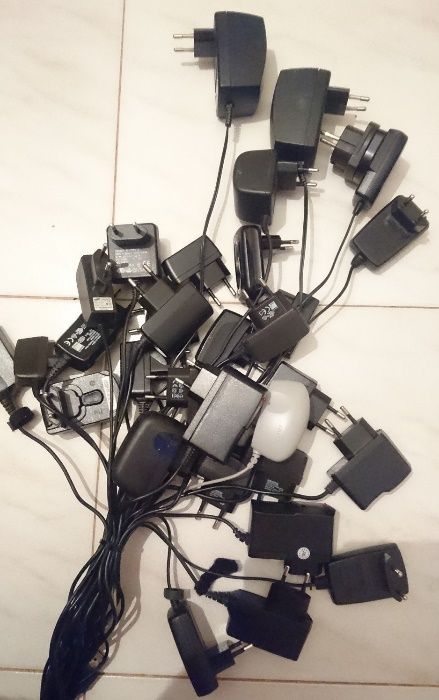 Стари GSM апарати Зарядни за ГСМ Слушалки телефони