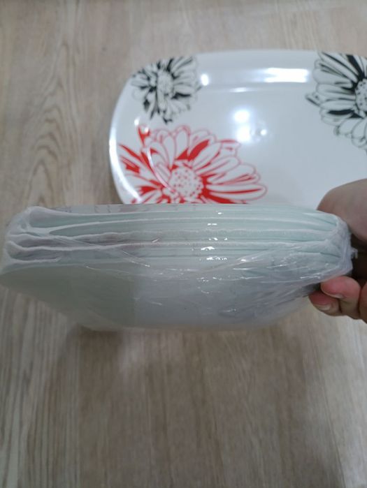 Новый  стеклянной посуды Golesto (Иран) - 25 предметов, "Красные