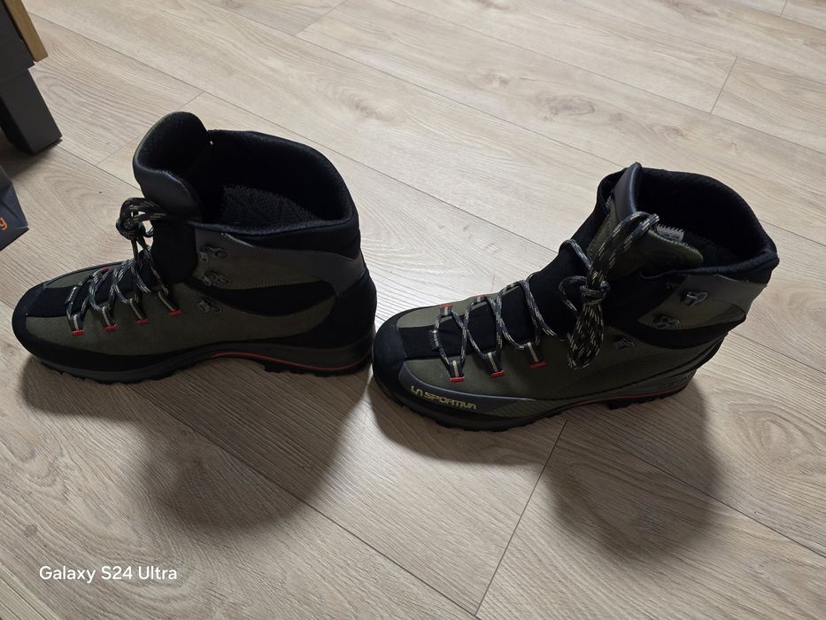 Туристически обувки la sportiva #46